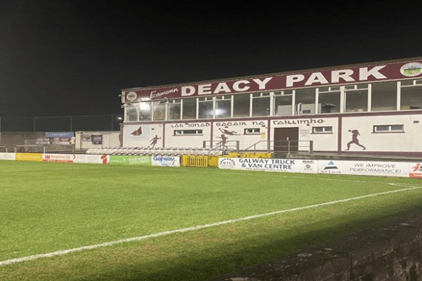 Image of Galway United playing ground Deacy Park at night