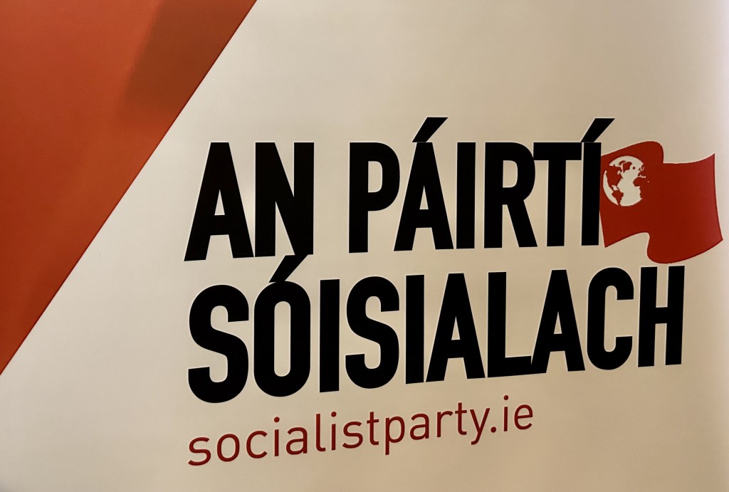 A sign of the socialist party in Irish