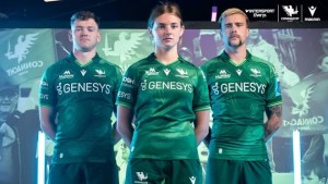 Photo of three Connacht Rugby players